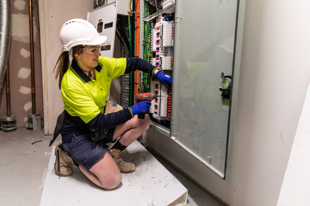 Professional Electrician in Indianola, WA